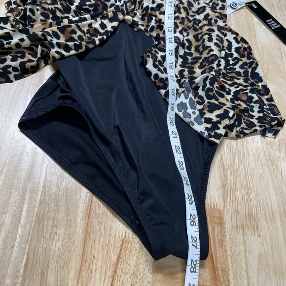 Magicsuit NWT Leopard Aubrey One Piece Halter Swimsuit Size 10 Wireless A-D Cup - Picture 12 of 12